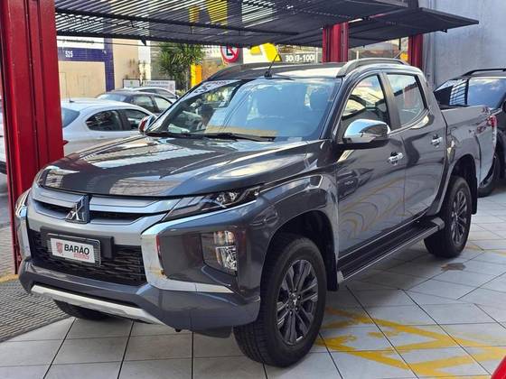 MITSUBISHI L200 TRITON 2.4 16V TURBO DIESEL GLS CD 4X4 AUTOMÁTICO MITSUBISHI L200 TRITON 2.4 16V TURBO DIESEL GLS CD 4X4 AUTOMÁTICO